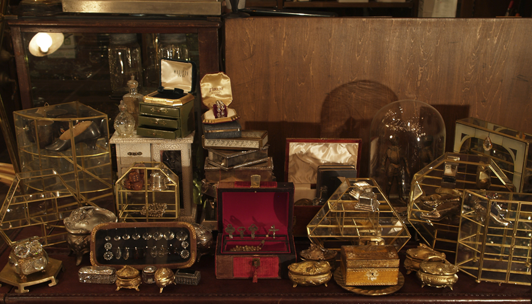 アンティーク・ヴィンテージ『ショーケース・ガラスケース』の販売