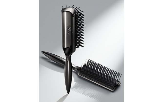 簡単本格ブローで、根元にボリューム、毛先にまとまり。「ReFa ARC