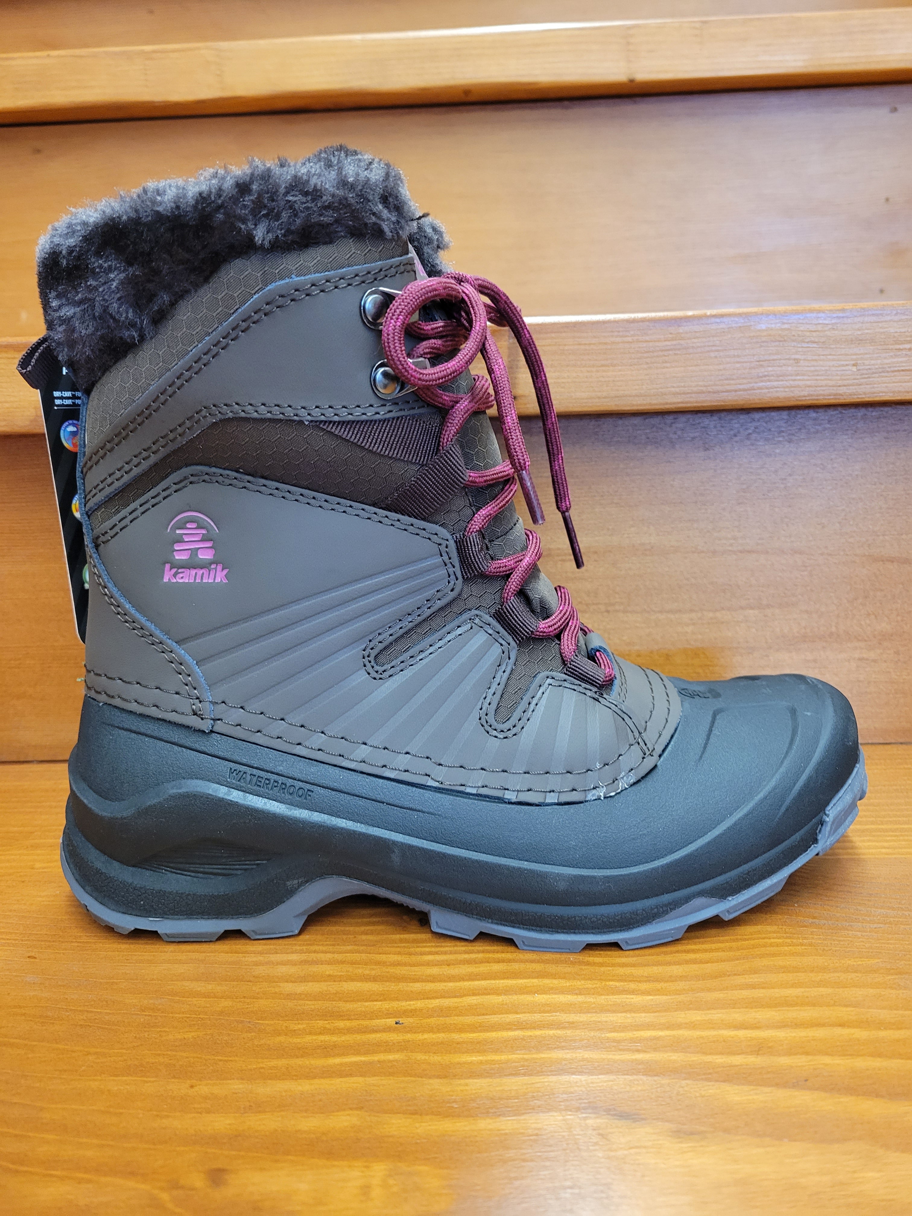 Kamik IcelandF Java WK2266 – R.E. Lee Shoe Co