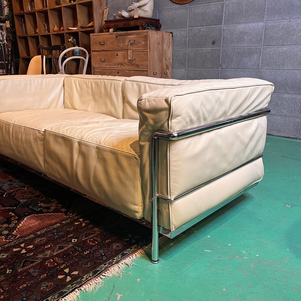 カッシーナ / Cassina ルコルビュジエ / Le Corbusier LC3 2人掛け