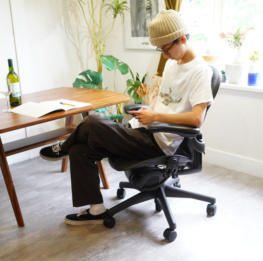 ハーマンミラー / HermanMiller アーロンチェア クラシック Size B