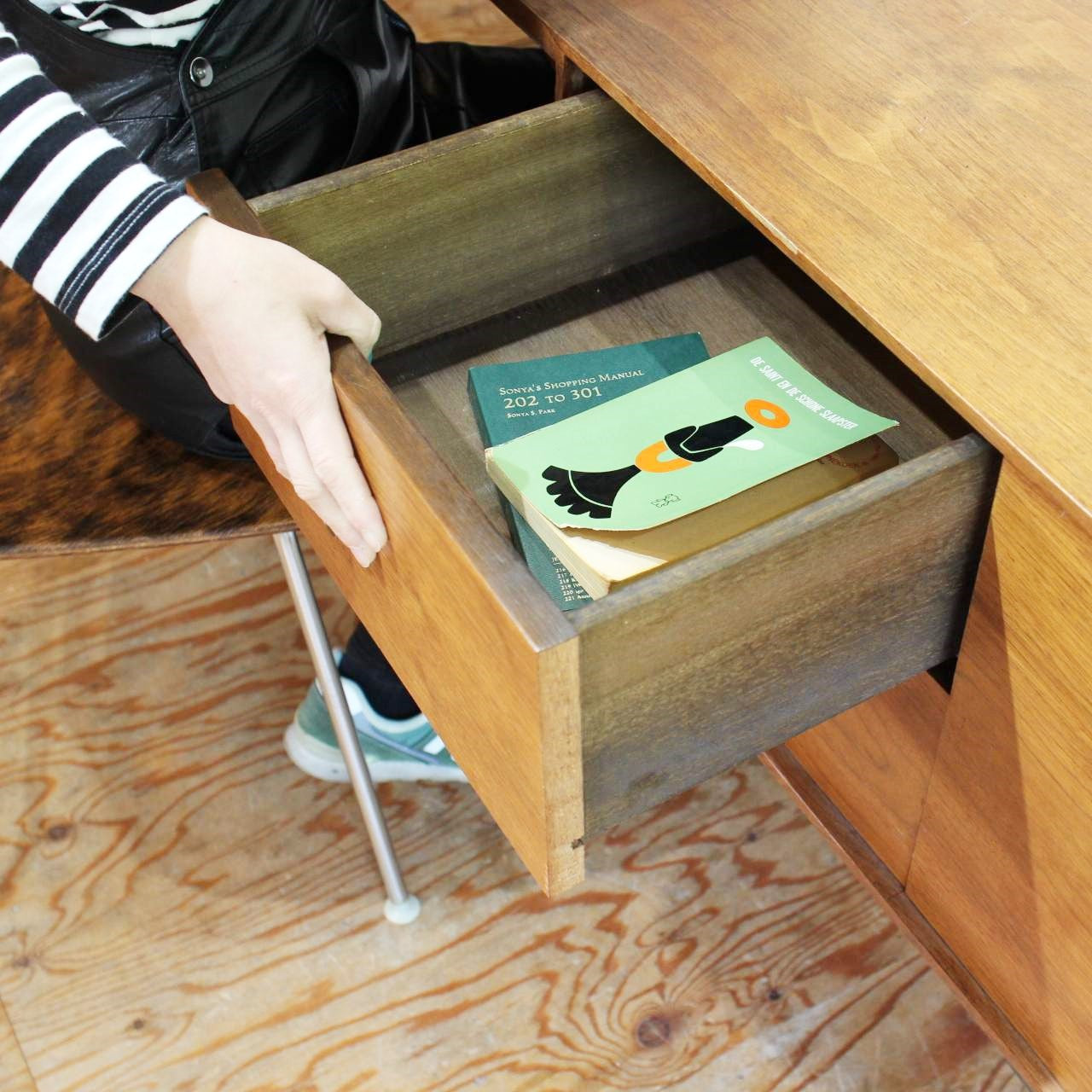 ヴィンテージデスク｜アメリカンヴィンテージ 片袖デスク ウォールナット