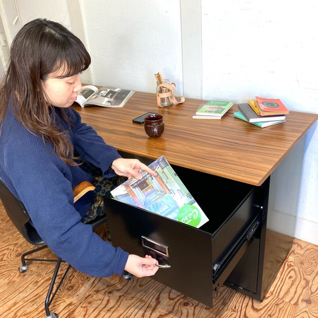 ビスレー / BISLEY 両袖デスク キャビネット 4段 2段 ブラック 木天板