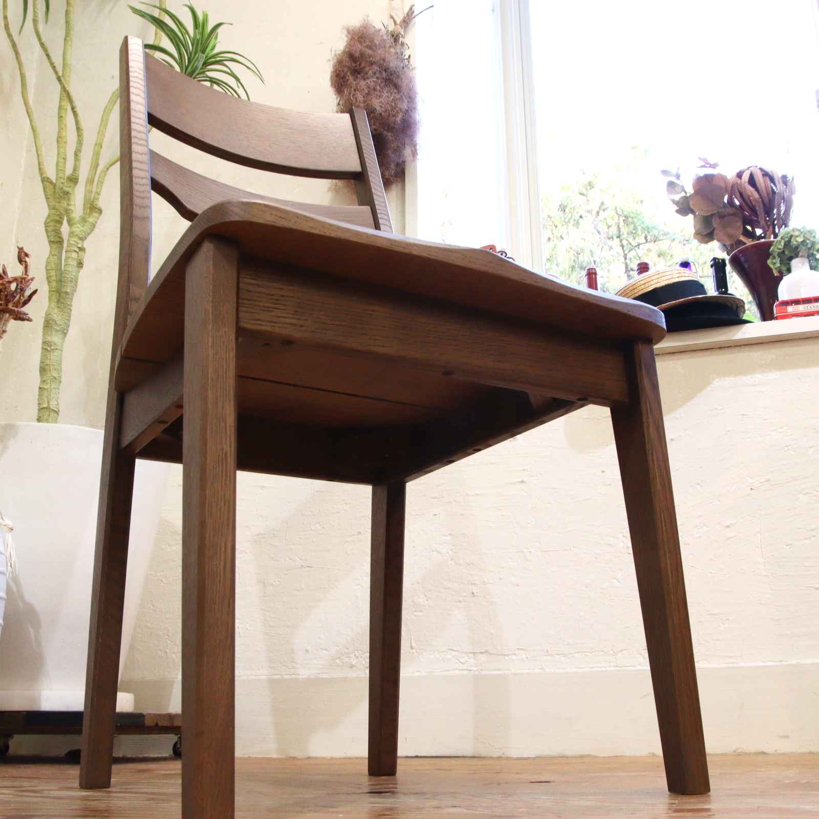 飛騨産業 / HIDA 木かげシリーズ ダイニングチェア【4】キツツキマーク