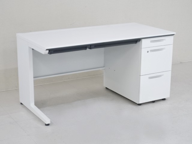 中古｜コクヨ｜iS｜片袖デスク（奥行60cm／ラッチ付引出し付き