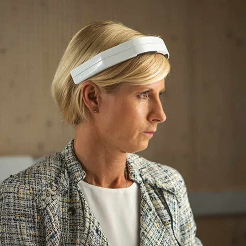 NeoRhythm｜脳科学テクノロジーを使用するウェアラブルヘルスデバイス