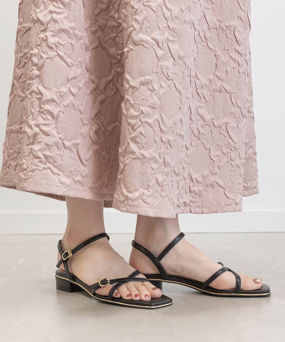 クロスストラップフラットサンダルRANDA公式サイト