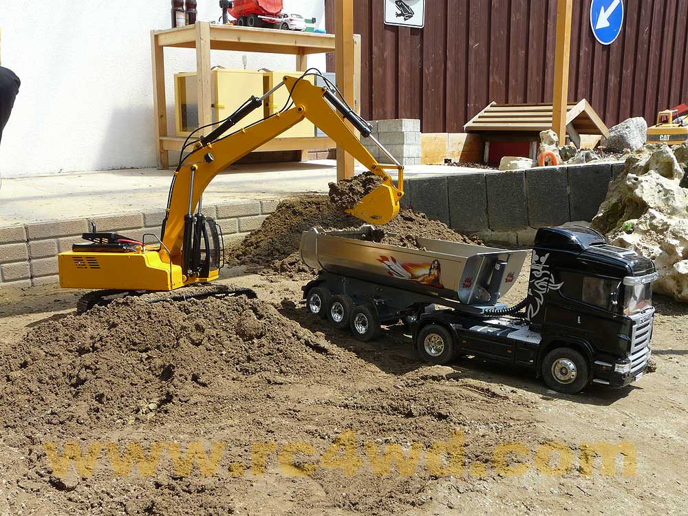 1/12 Scale Earth Digger 4200XL Hydraulic Excavator (RTR) (Ve