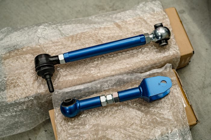 ARS210 クラウンアスリート その3：リアアッパーアーム取付 | RIP