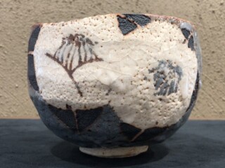 出張買取】若尾 利貞 作『鼠志野 茶碗』 ｜骨董品買取 緑和堂