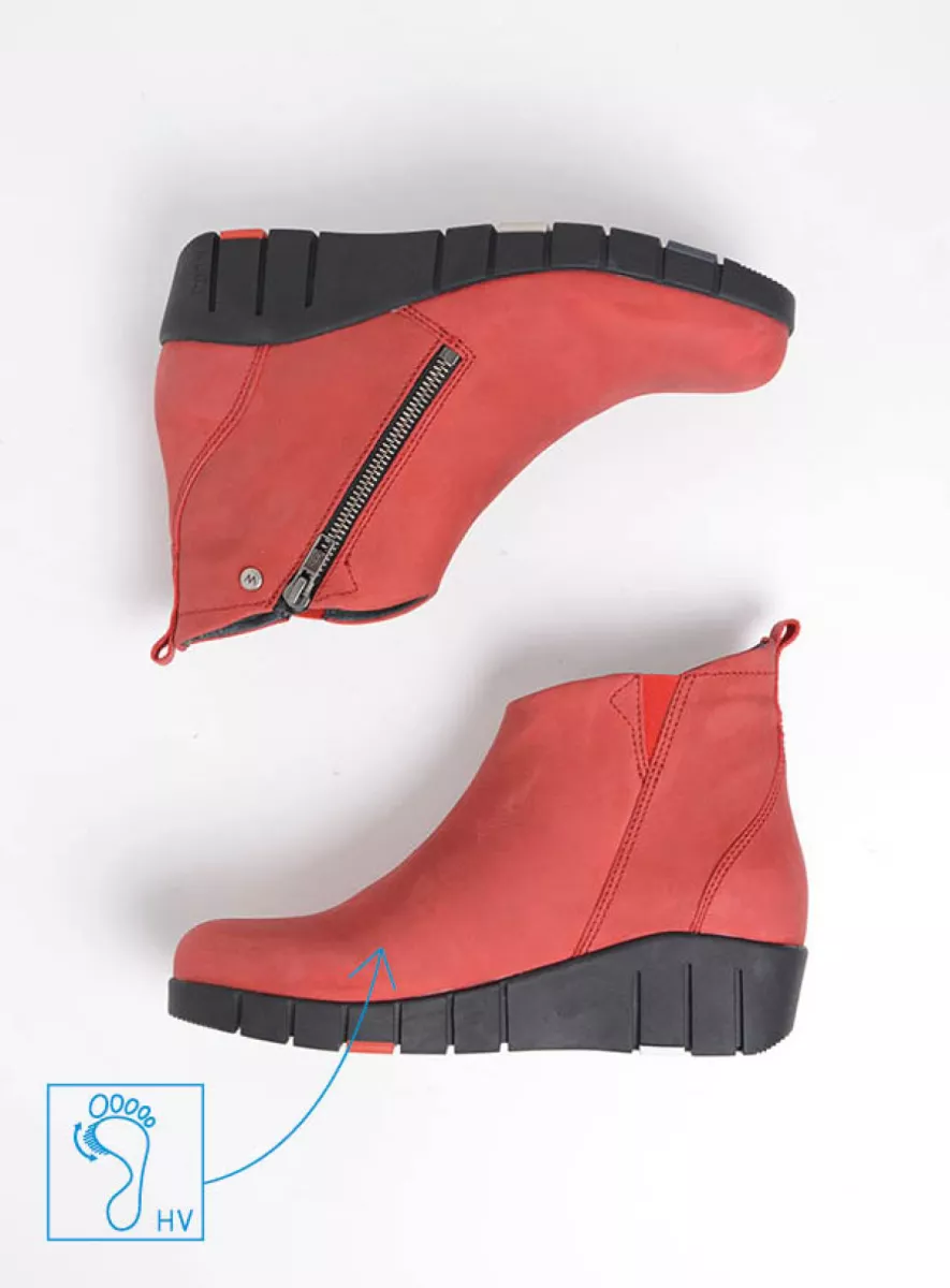 Buy your Wolky Phoenix HV - red nubuck shoes online -