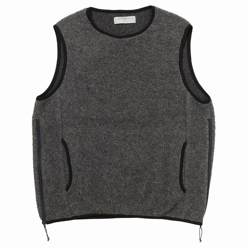 パイルモッサーのベスト AXESQUIN ELEMENTS（アクシーズクイン