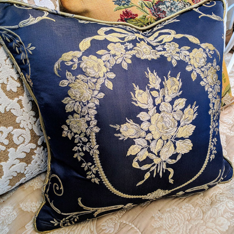 プチトリアノン ダマスク柄 ロココ ディープブルー｜布地（椅子張り