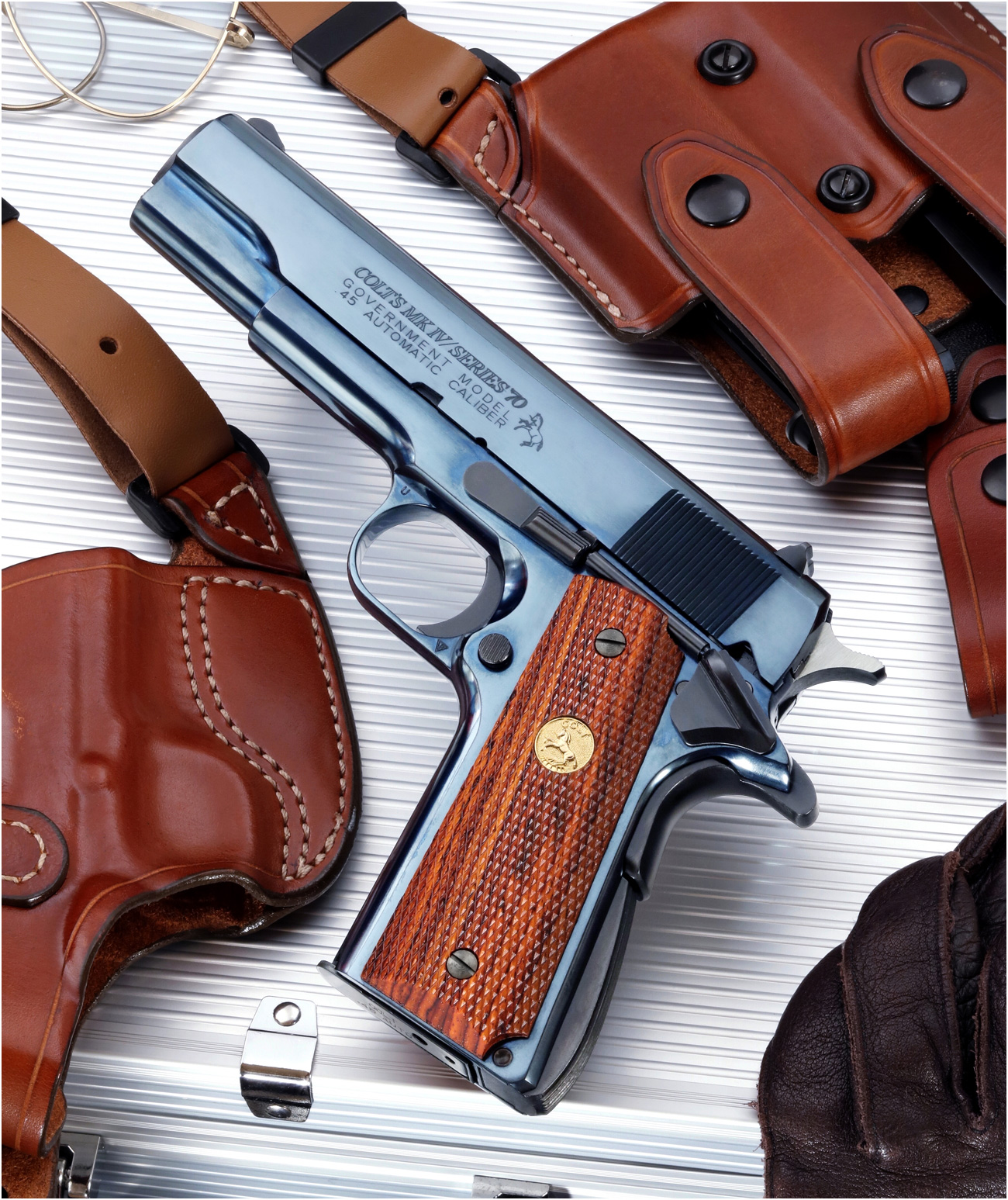 WA COLTガバメント ウェスタンアームズ 予備マガジン ケース付き WA