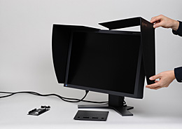 まさにこれぞプロの仕事道具 ColorEdge CG242W