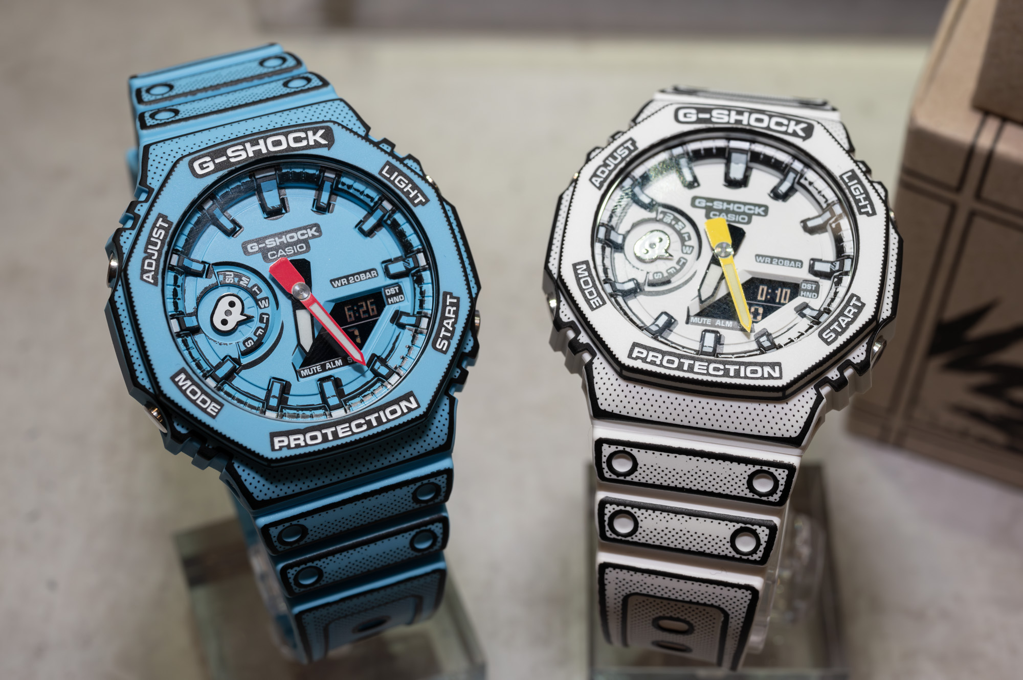 ドンッ」衝撃のマンガ風デザインG-SHOCK「GA-2100MNG」 - Impress Watch