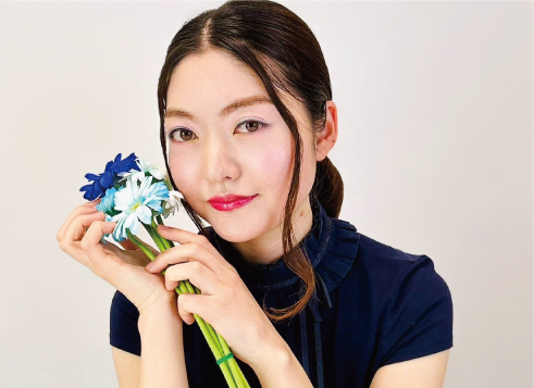 限定販売！FACE THE GLOW ON BRUSH＆THE ROUGE STICKで華やか上品