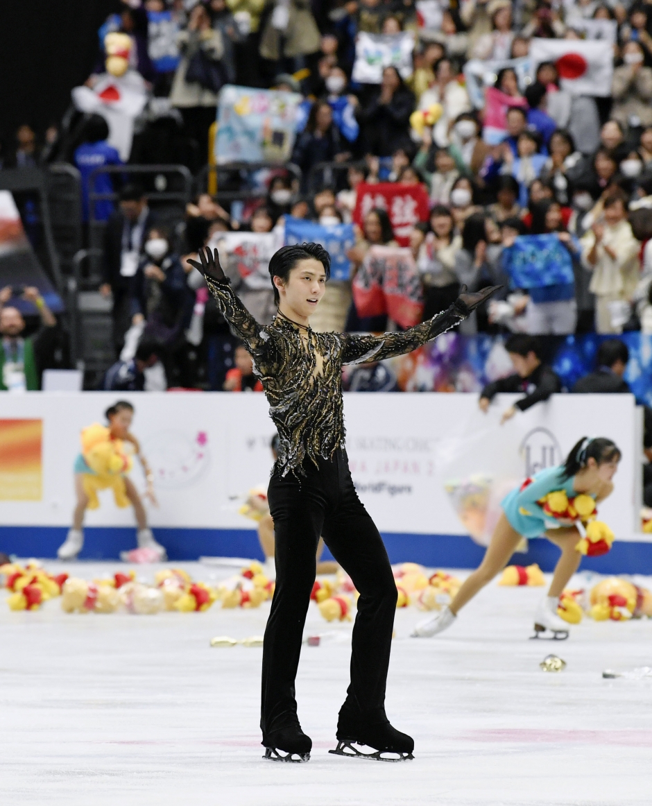 羽生結弦選手のフィギュアスケートシューズ 展示期間のお知らせ 早稲田