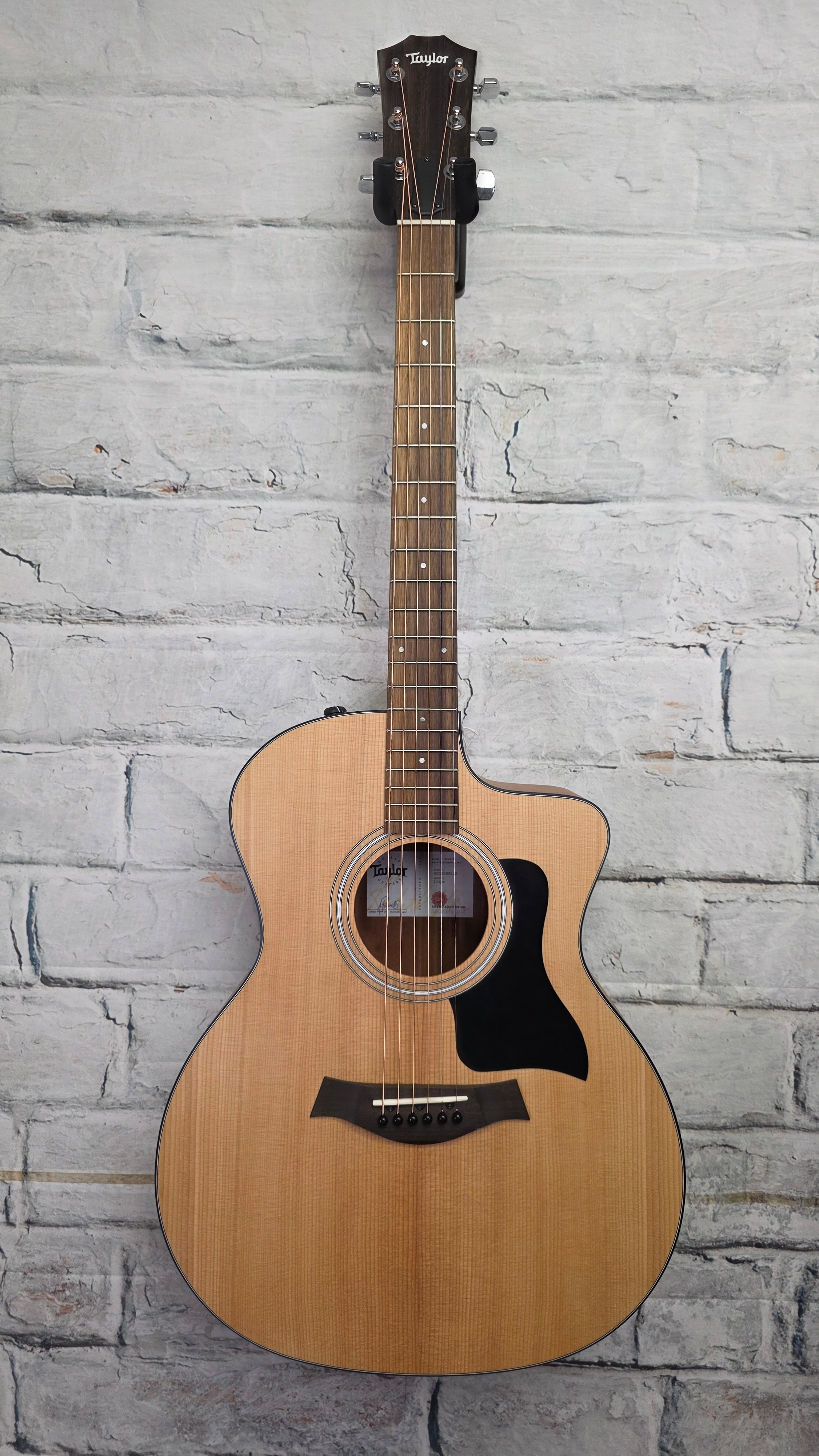 Taylor 114 CE Grand Auditorium Acoustic/Electric – Will West Music