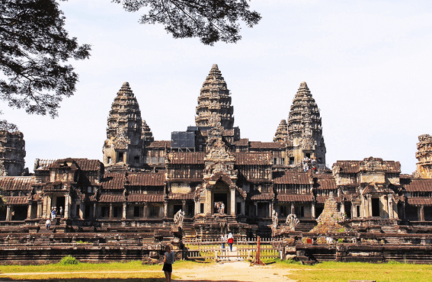 定番！アンコールワット＋トム＋タプローム＋夕日鑑賞1日ツアー / TNK