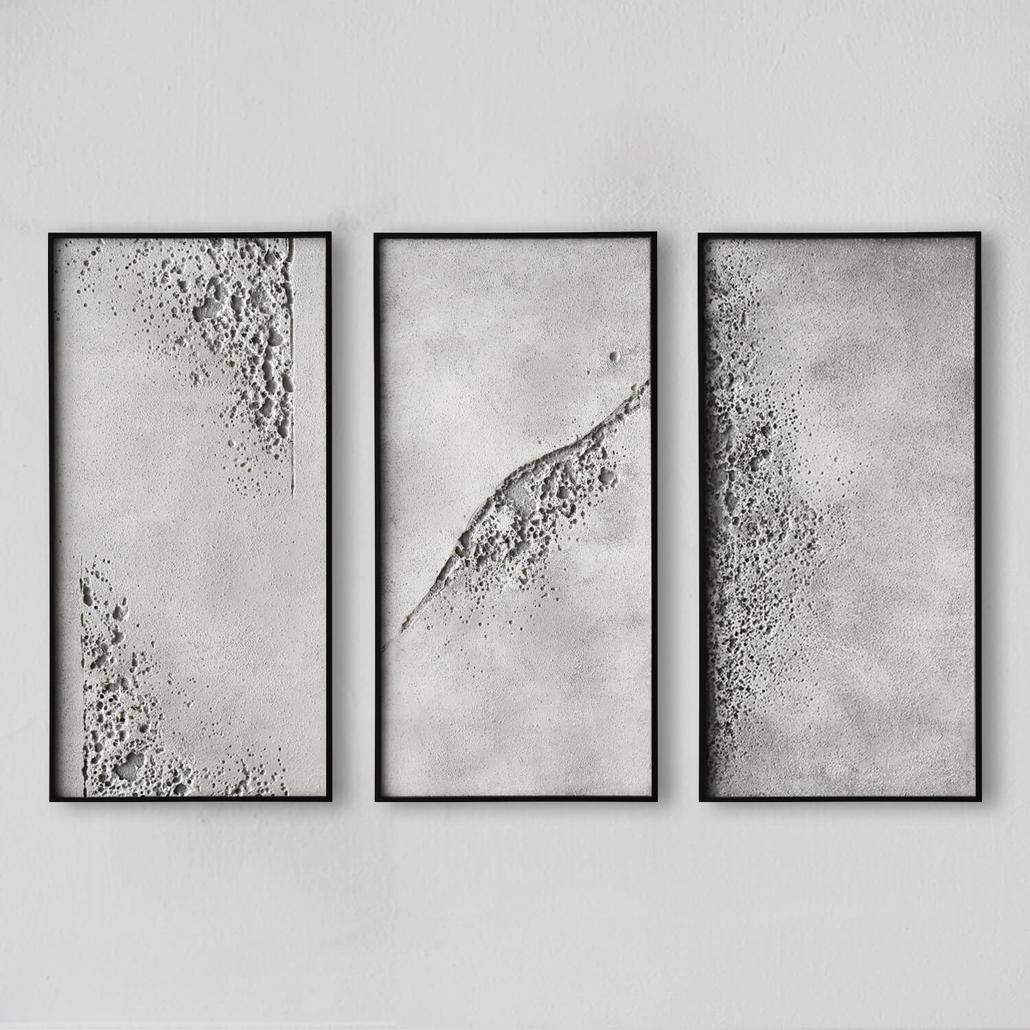 CRATAL - 月面を思わせるモノトーン調のクールな壁掛けアート