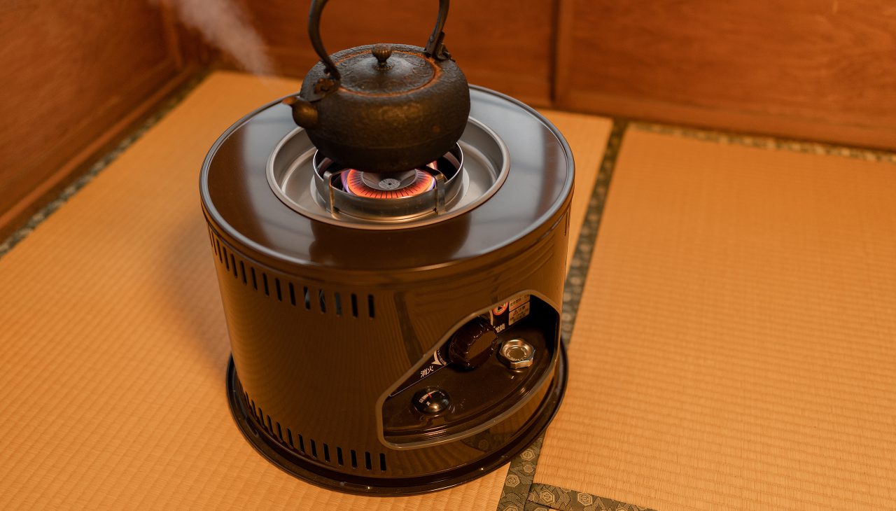 HH-2124 | 暖房製品 | トヨトミ-TOYOTOMI 公式サイト