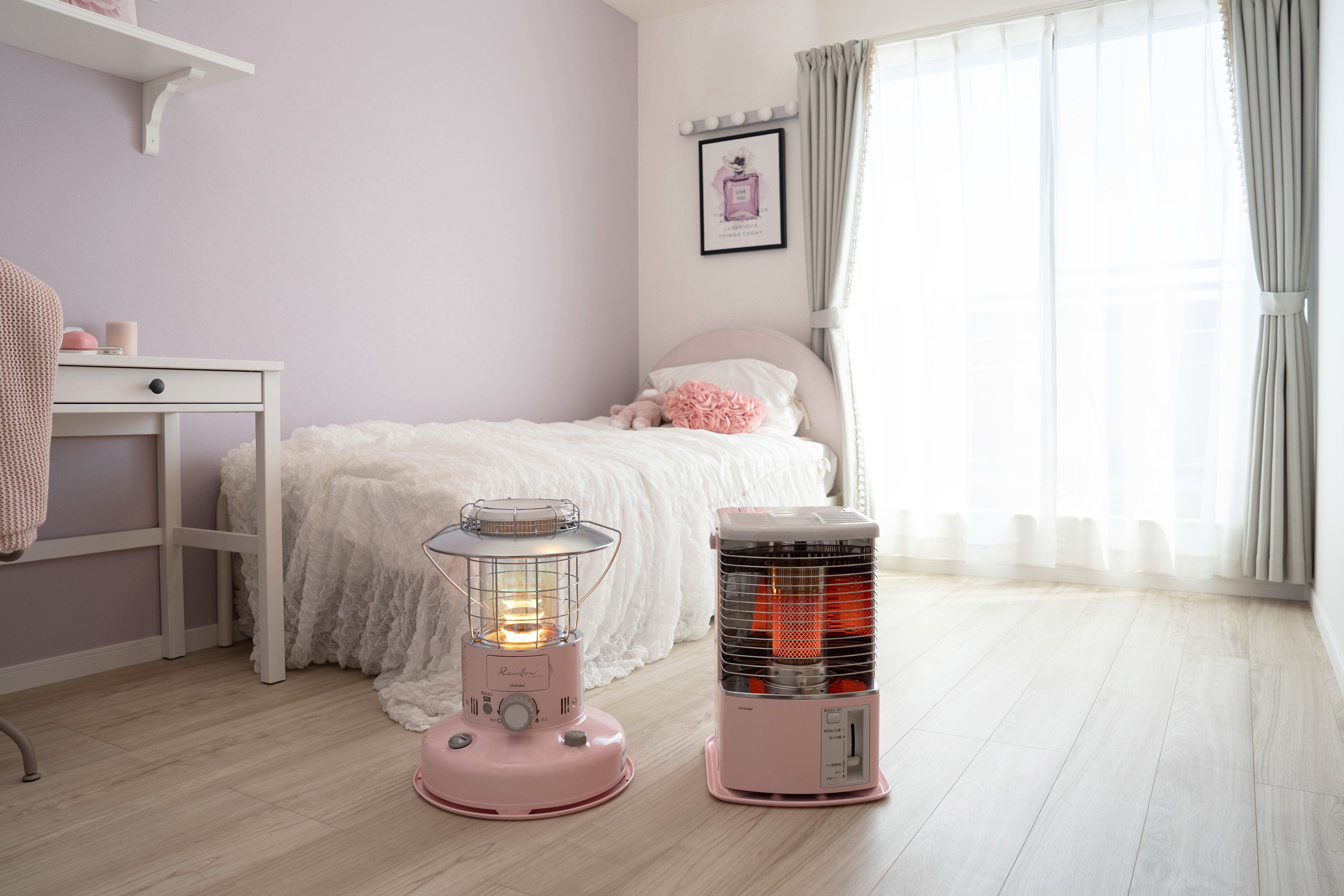 オンライン限定カラー「ペールピンク」ストーブ2機種を発売