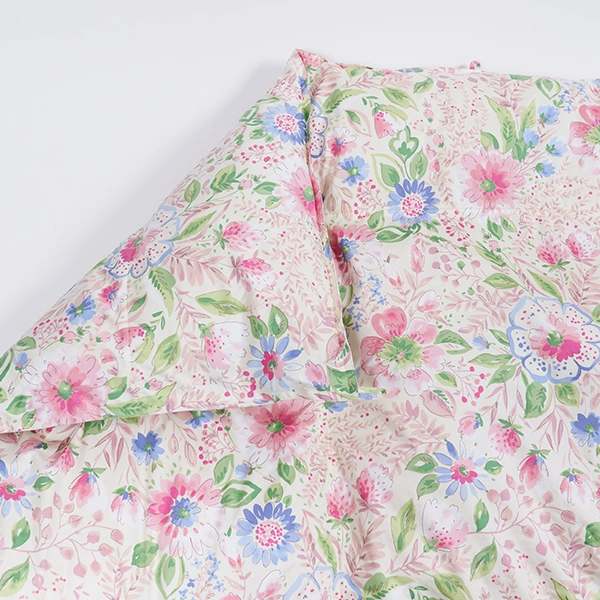 ルモーネ 羽毛掛けふとん(ゴア): 羽毛掛けふとん(厚め)｜東洋羽毛公式