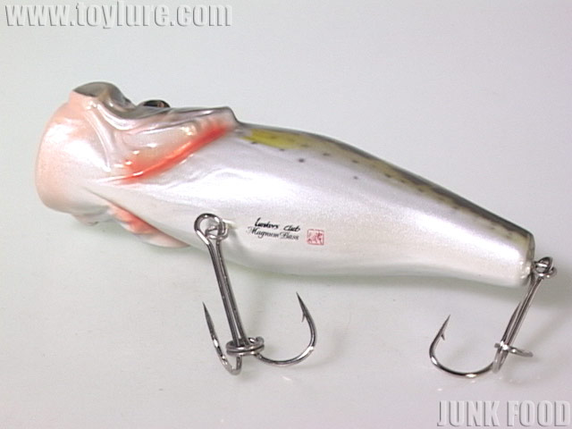 JUNK FOOD item: J-50344 黒鱒 マグナムバスポッパー