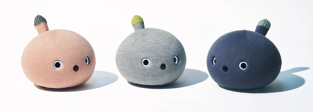 何をするわけでもないけど思わず笑顔になるロボット「NICOBO（ニコボ