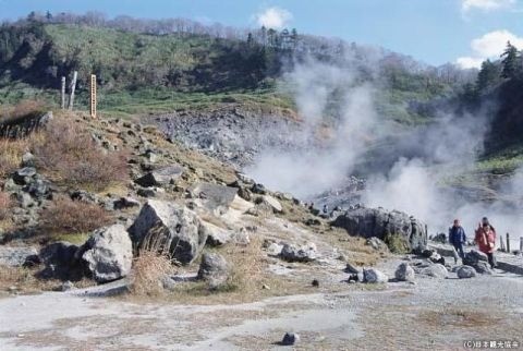 玉川温泉の北投石｜東北の観光スポットを探す | 旅東北 - 東北の観光