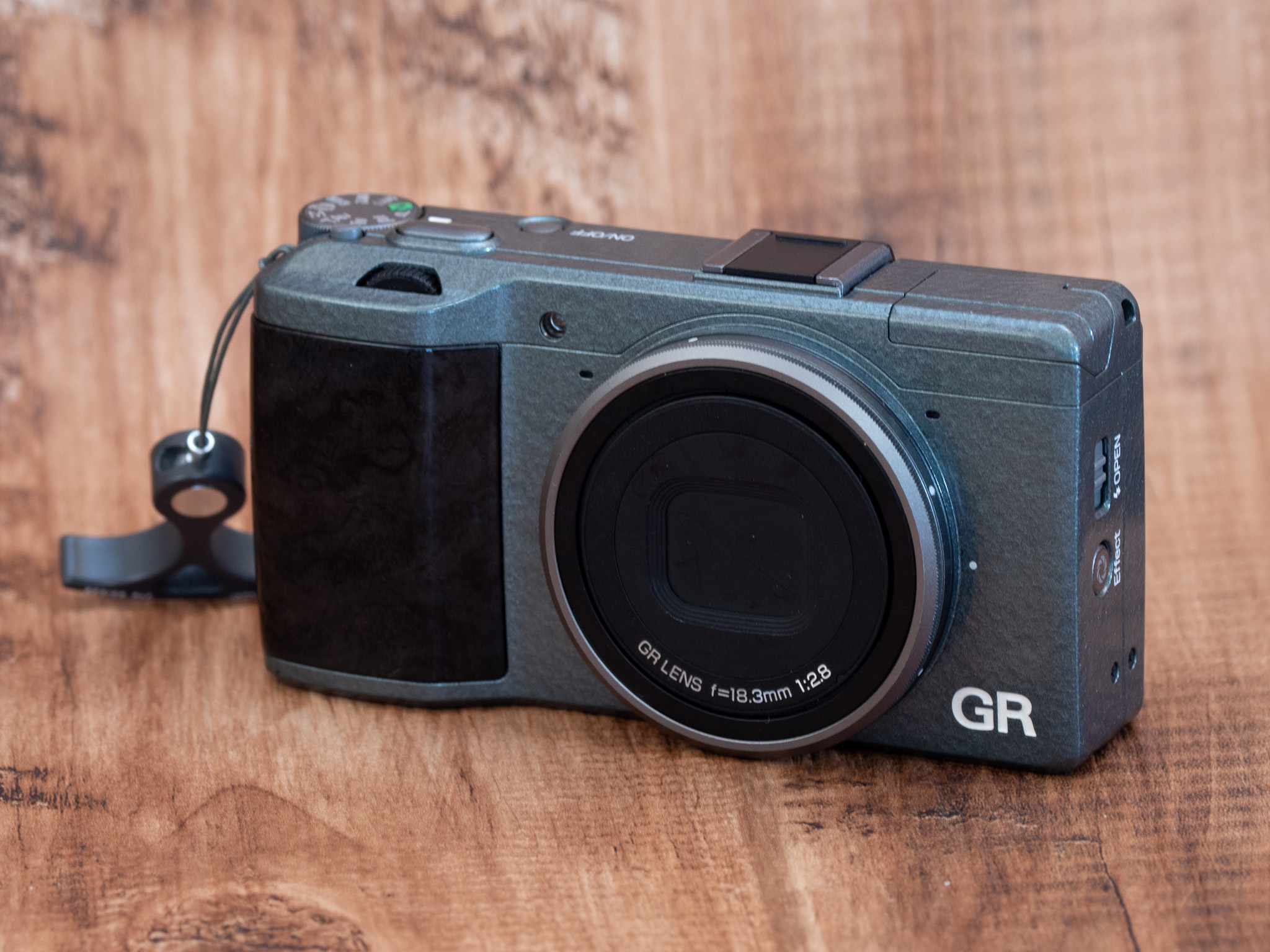 RICOH GR Limited Editionという10年来の相棒 - toshiboo's camera