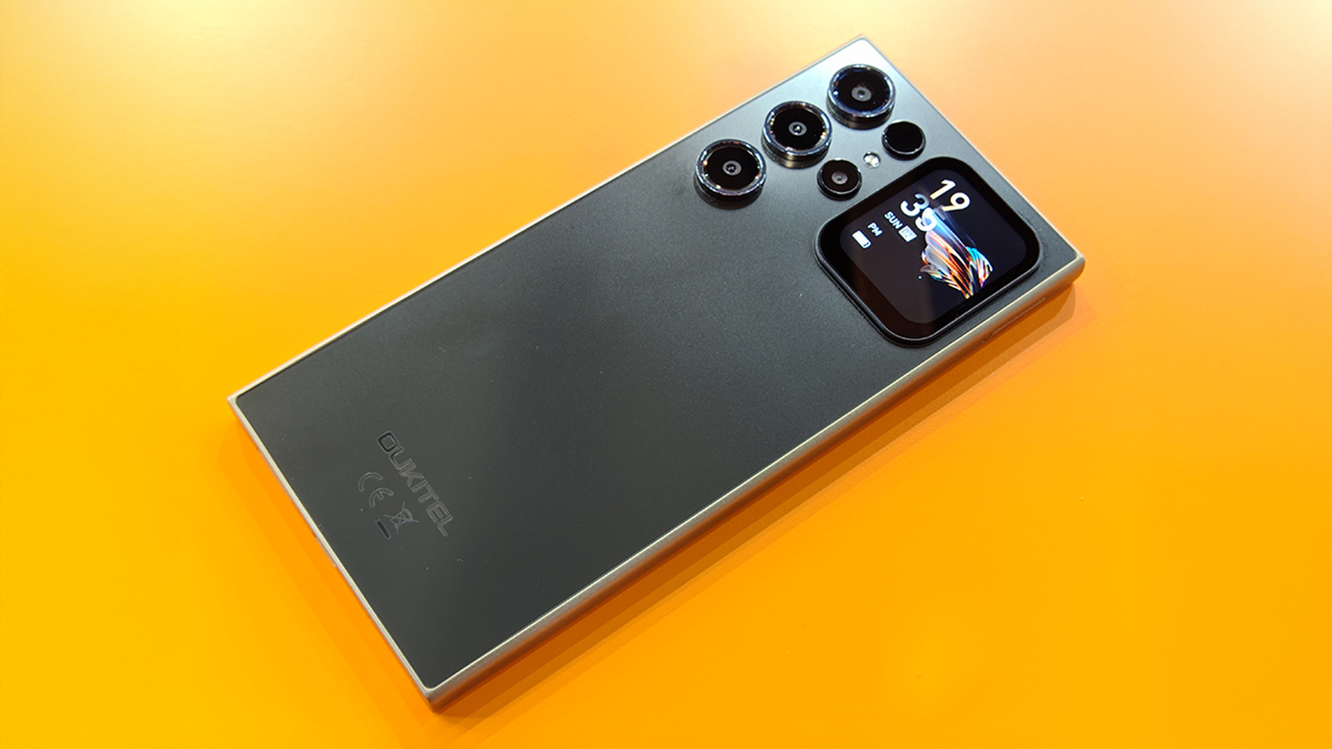 Galaxy S26 Ultraがこうなってほしい気もする背面サブ画面搭載そっくり