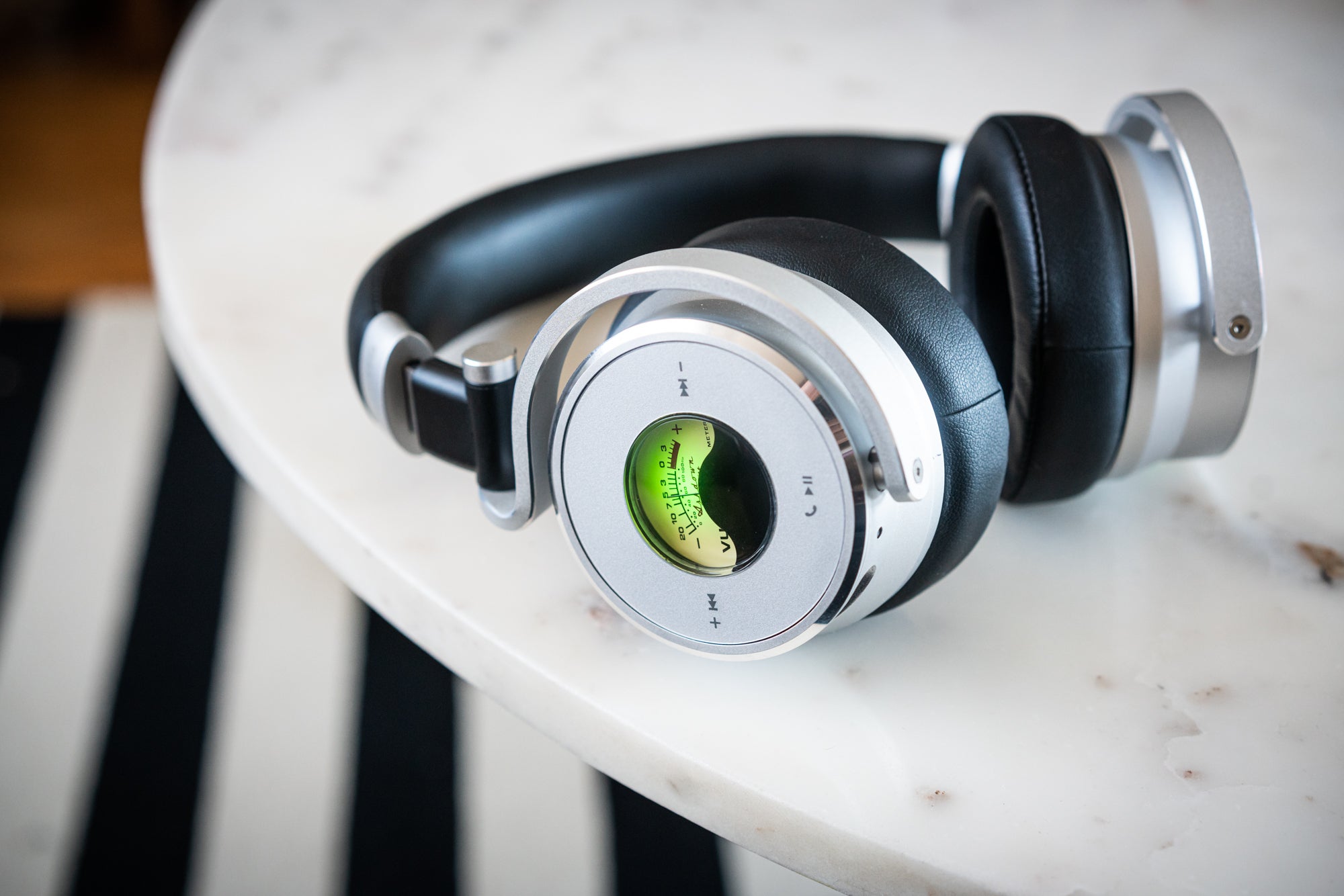 Meters OV-1-B Connect review: Off-the-hook design, lousy