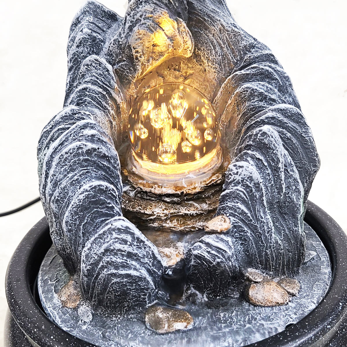 山水龍脈玉龍珠(噴水) - 横浜中華街天宝堂本店