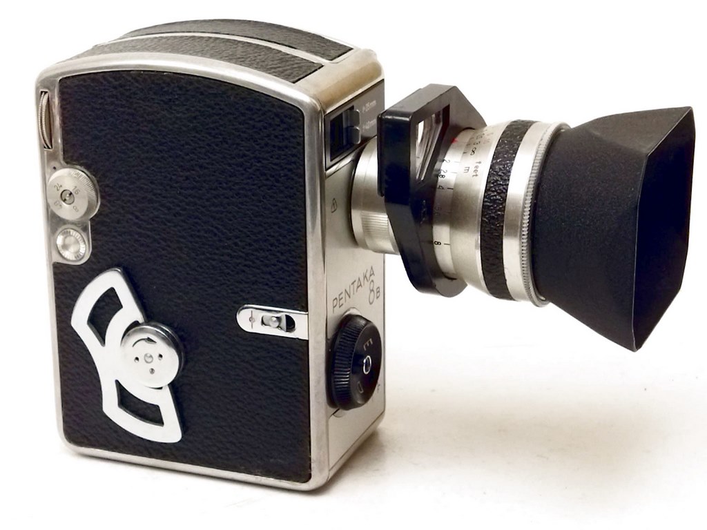 Pentaka 8B + accessories | Tested Super 8 Cameras