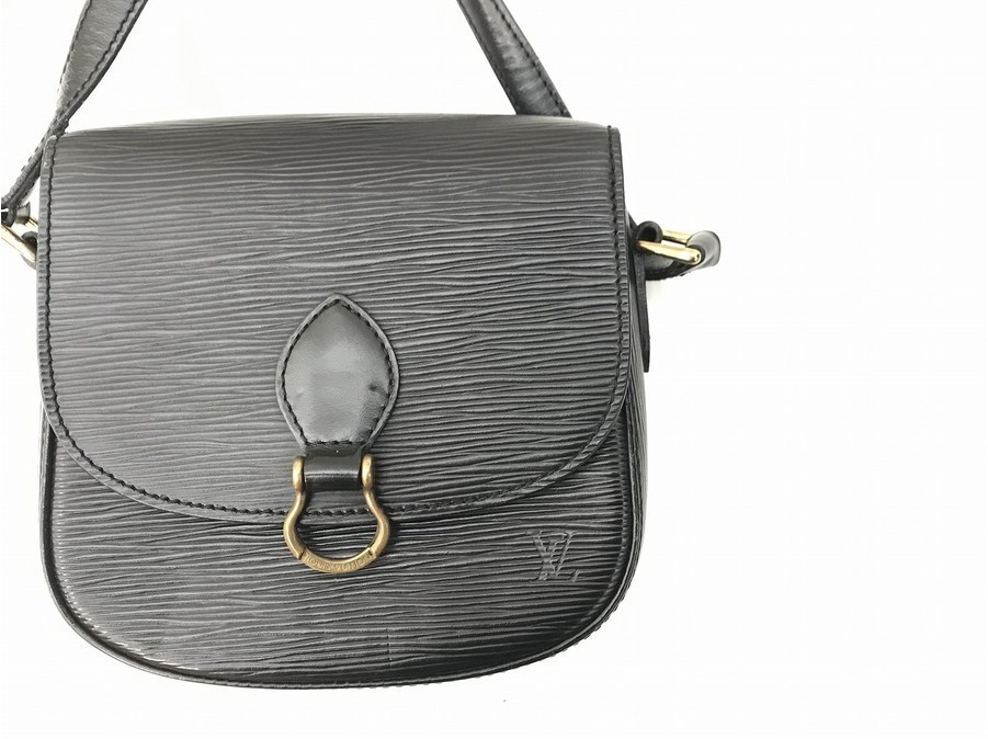 LOUIS VUITTON（ルイ・ヴィトン）エピ ショルダーバッグ入荷致しました