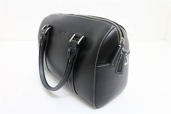 アニエスベーボヤージュからミニボストンレザーバッグが川崎店に上陸