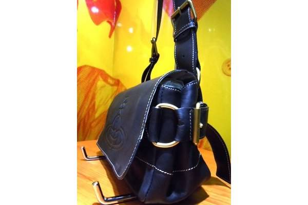 VivienneWestwood(ヴィヴィアンウエストウッド)アコードショルダー