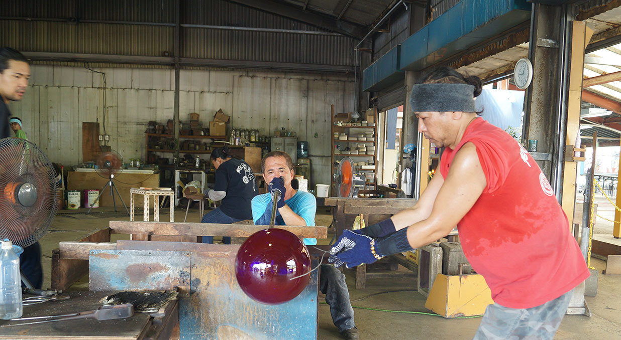 VOL.133 「琉球ガラス」 沖縄県 | DUNLOP presents みらい図鑑 - TOKYO