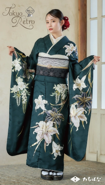 矢作萌夏ちゃん”着用の振袖-紺｜成人記念の新作振袖ご紹介