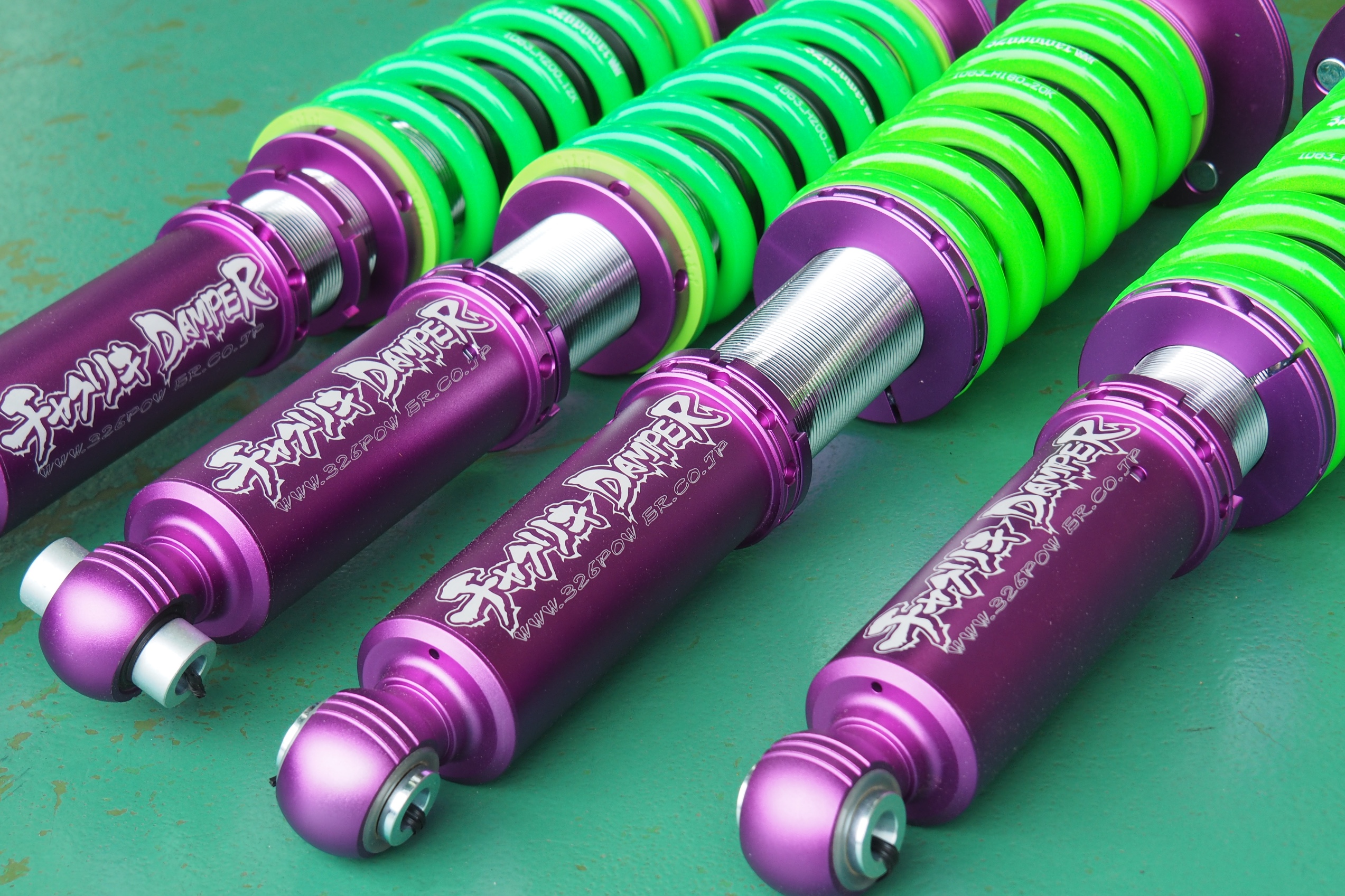 クラウン 【326Power 車高調 取付】 | 店舗おススメ情報 | タイヤ館