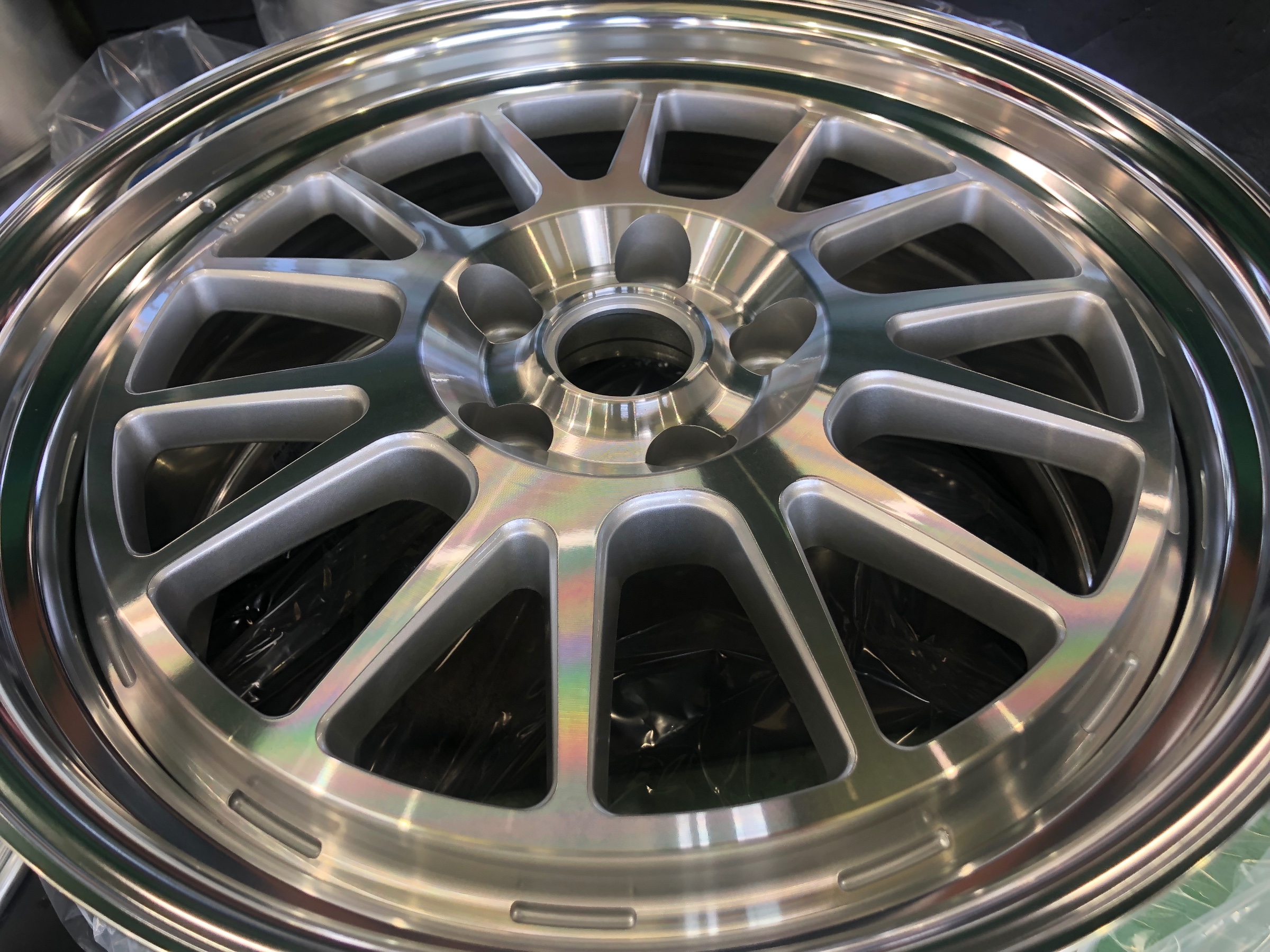 WORK Seeker FX カットクリアカラー18インチ入荷♪ | 店舗おススメ情報