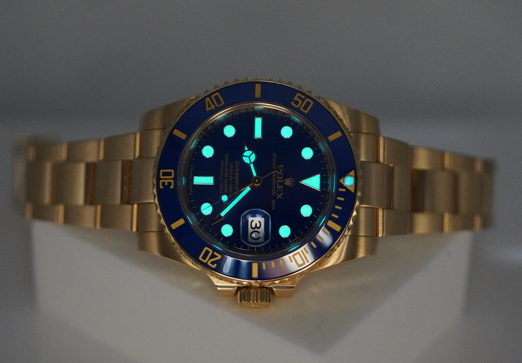 Rolex 116618LB SUBMARINER 18K YELLOW GOLD SMURF FLAT BLUE DIAL