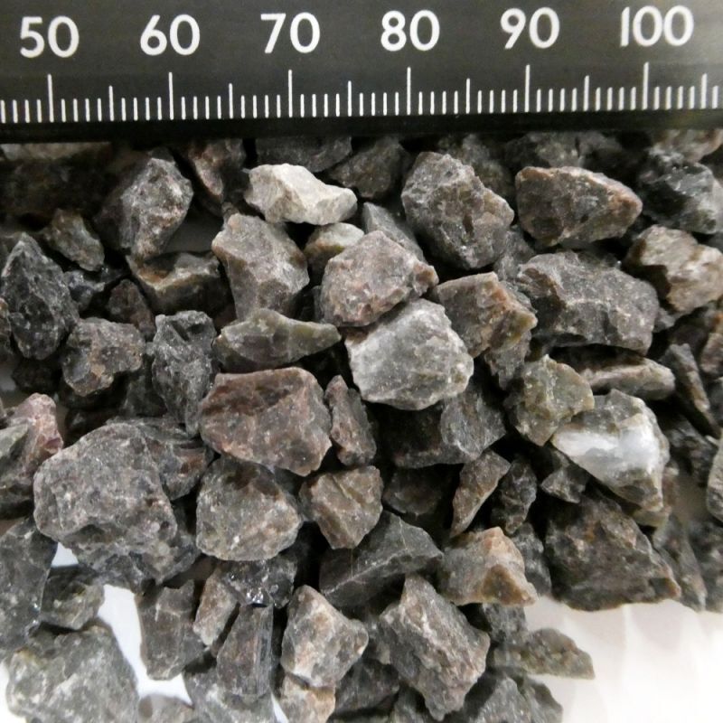 医王石（5mm-10mm・黒-真珠岩主体）【2kg】加賀の薬石・戸室石｜養魚