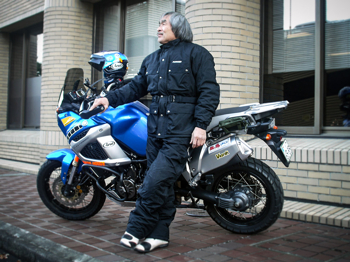 冒険家・風間深志さんプロデュースの厳冬期仕様バイクウエア