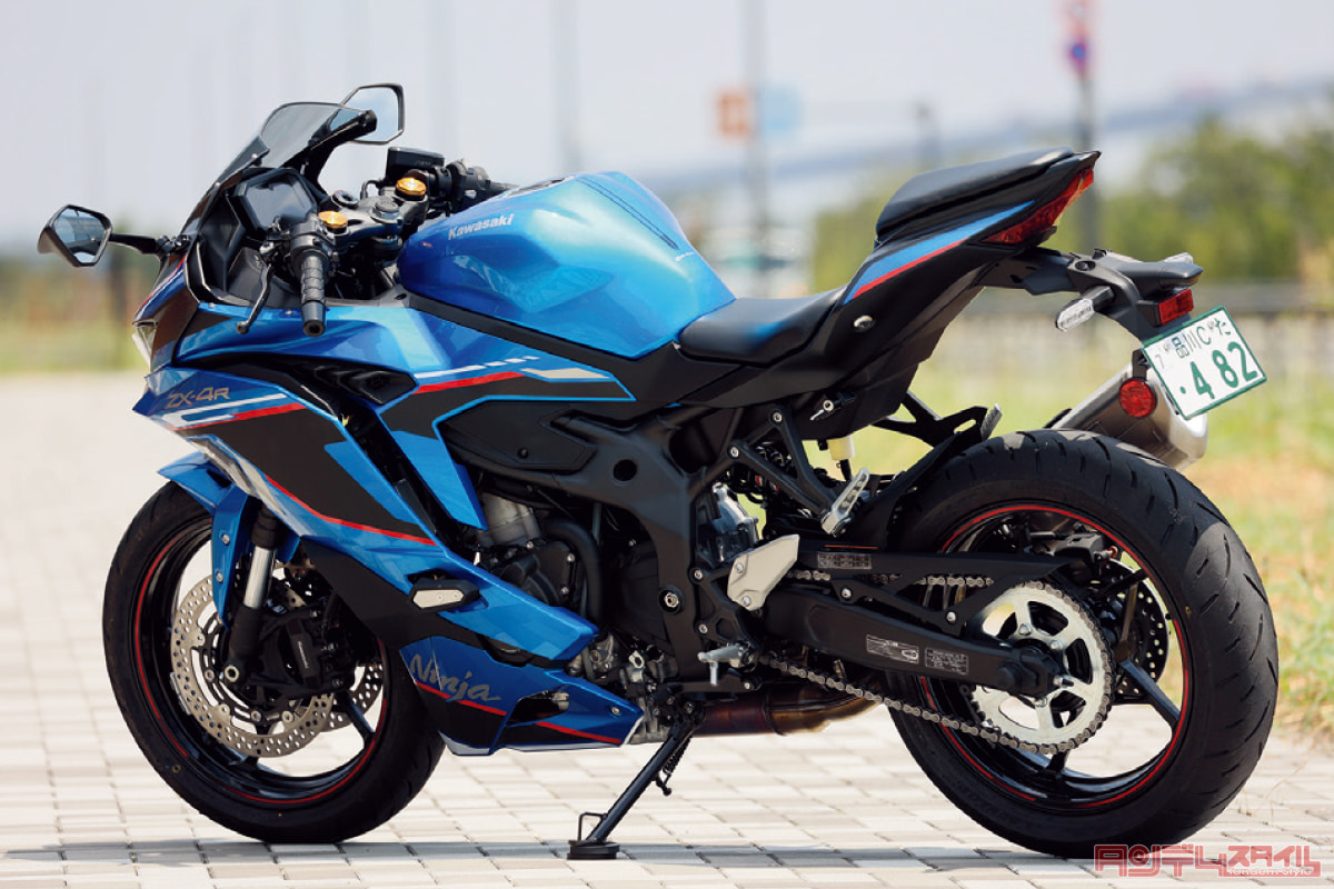 4気筒らしい音と感覚が乗り手の官能を刺激する KAWASAKI Ninja ZX-4R