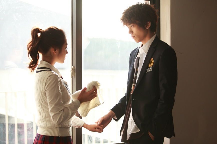 韓国ドラマ美男(イケメン)バンド～キミに届けるピュアビート DVD-BOX1・2 Amazon.co.jp: 美男バンド ~キミに届けるピュアビート DVD-BOX1 : イ