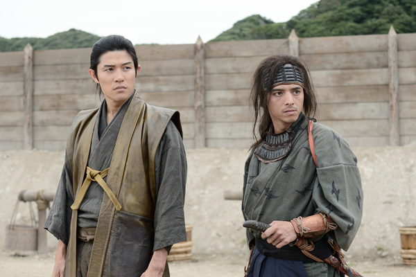 忍びの国」豪華メモリアルBOX 【Blu-ray】 | TCエンタテインメント株式会社