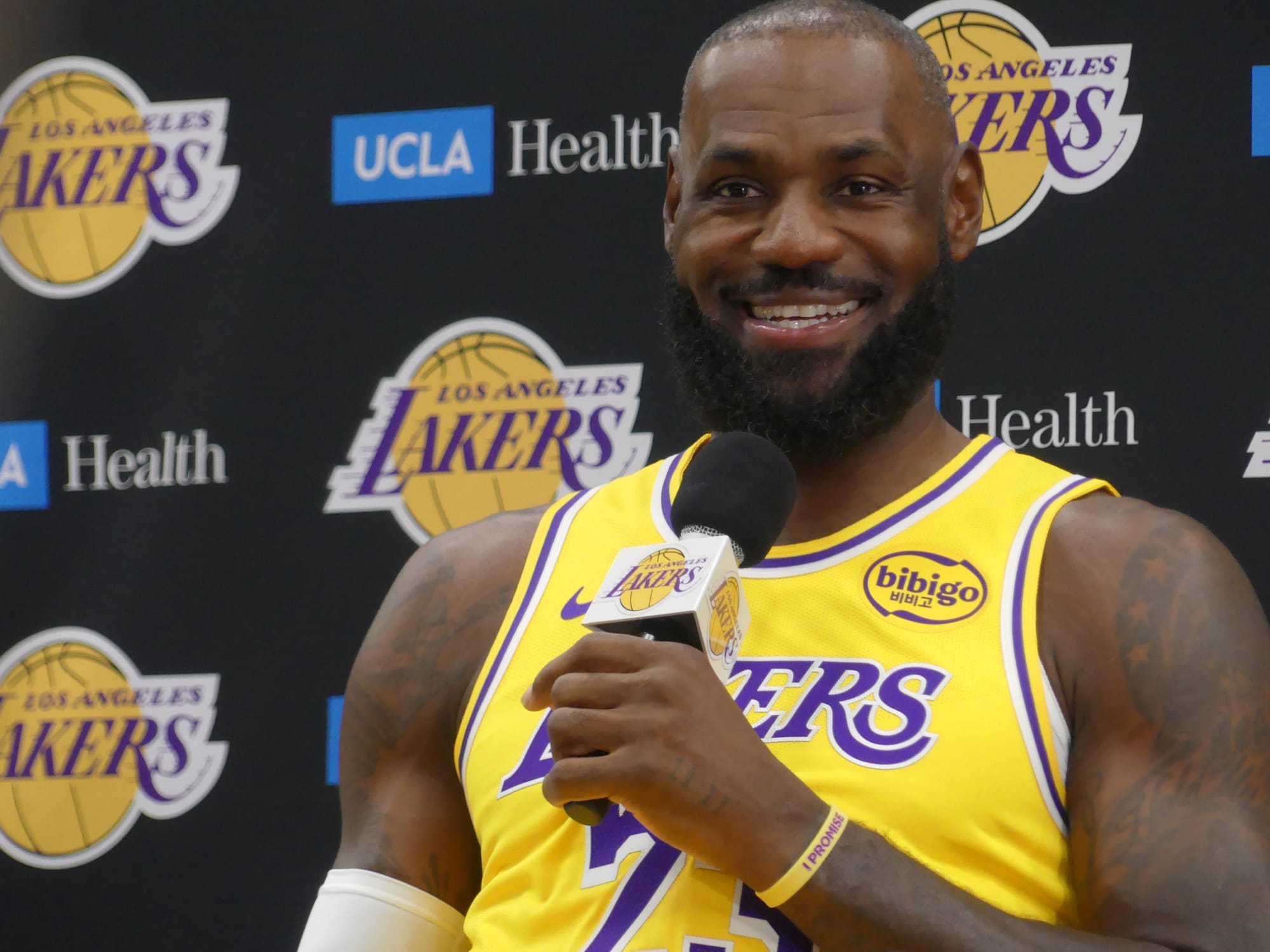 Los Angeles Lakers - The Playmaker